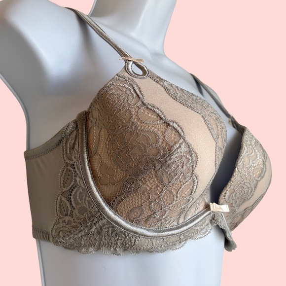 NEW BRA BUNDLE LOT OF TWO LACE PUSH UP - Picture 4 of 8